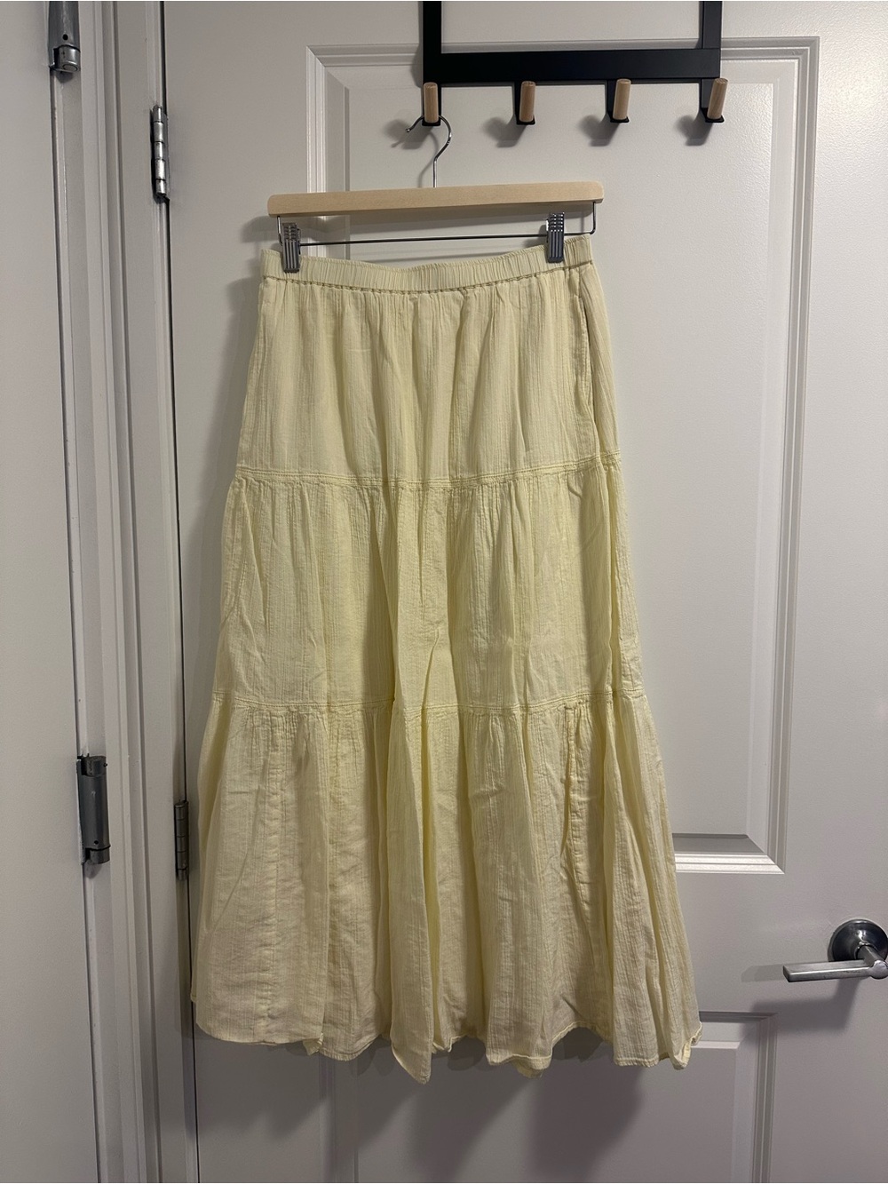Uniqlo Pale Yellow Tiered Maxi Skirt